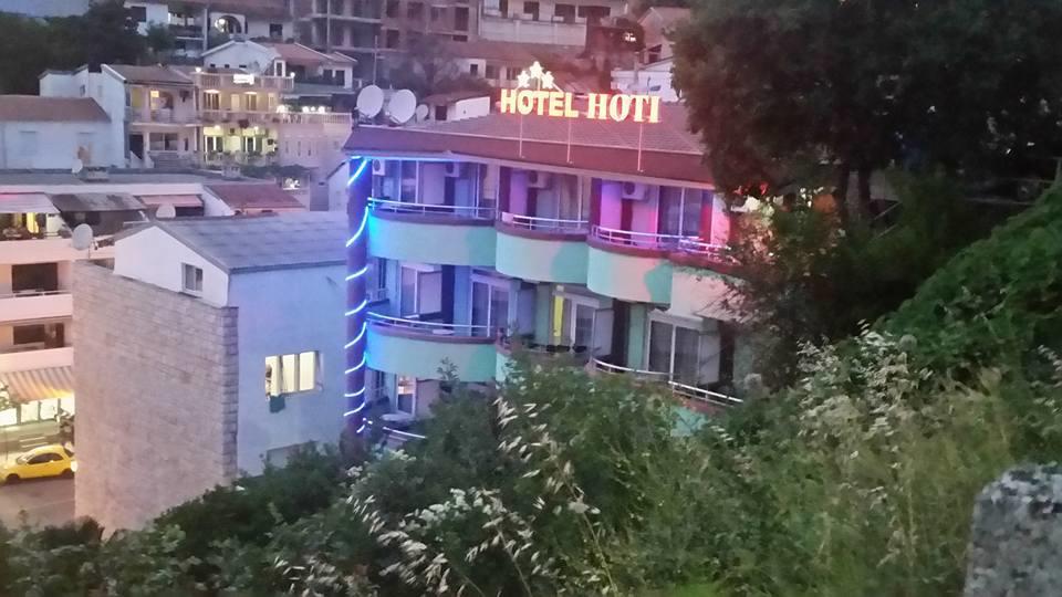 Hotel Hoti Ulcinj Extérieur photo