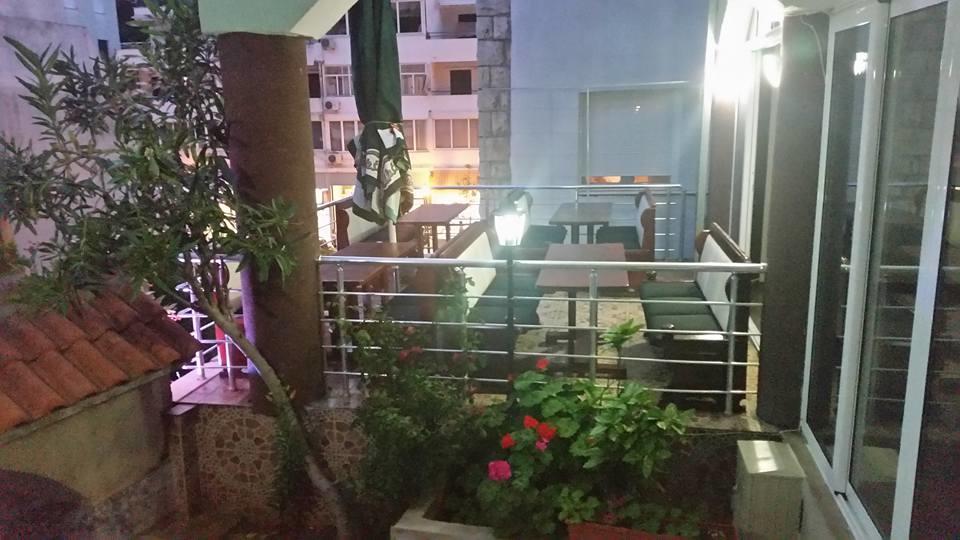 Hotel Hoti Ulcinj Extérieur photo