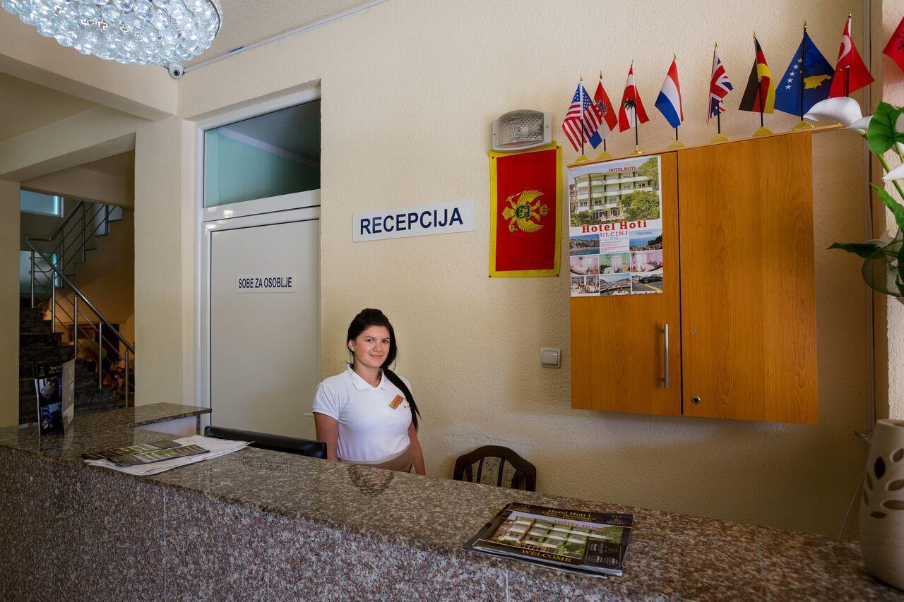 Hotel Hoti Ulcinj Extérieur photo